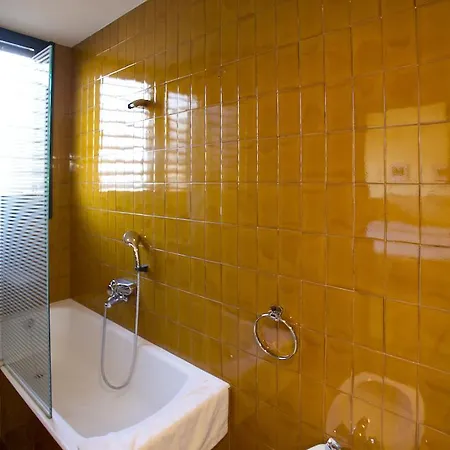 Apartament L'encant De La Rambla Apartamento *