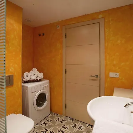 Apartament L'encant De La Rambla Apartamento